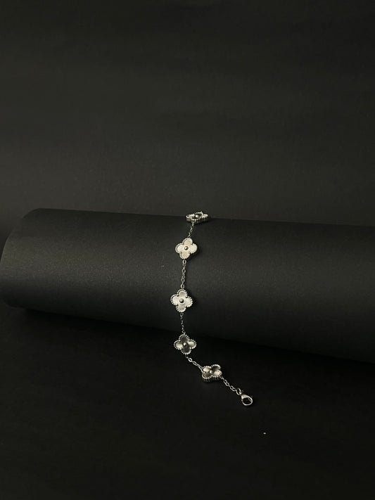 Pulso tipo Van Cleef Plateada